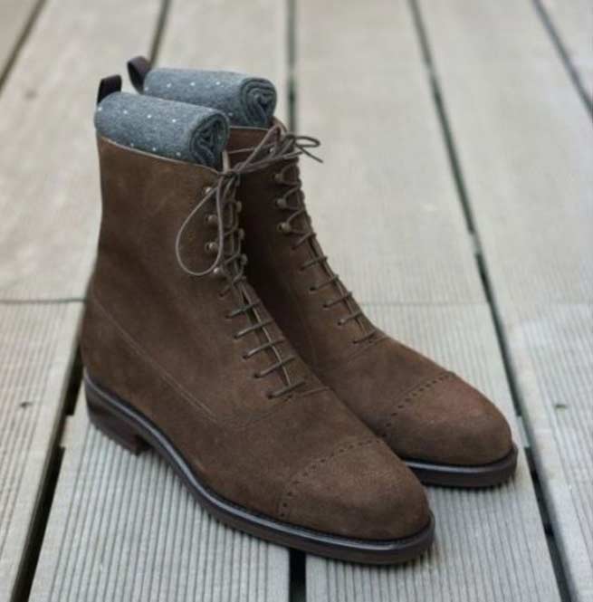 Browne Suede leather boots